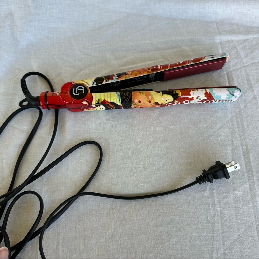 LeAngelique Red and Multicolor Hair Straightener
